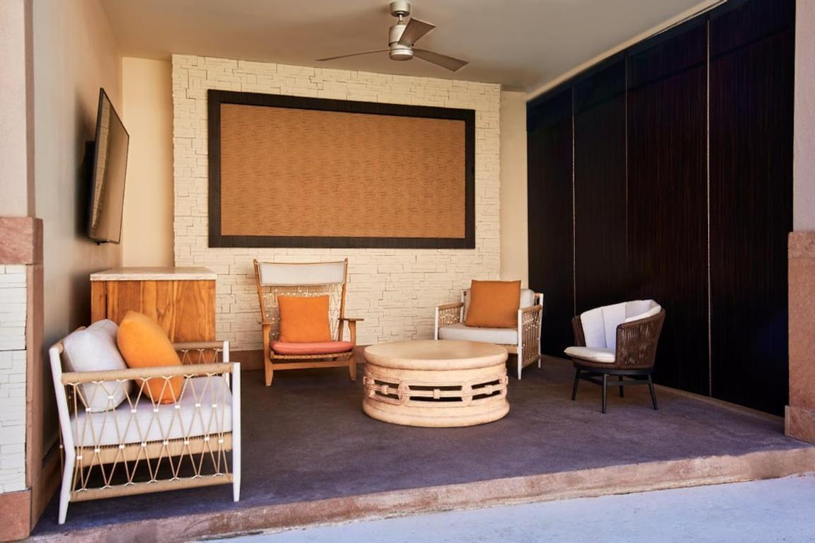 Virgin Hotels Las Vegas By Suiteness Exterior photo